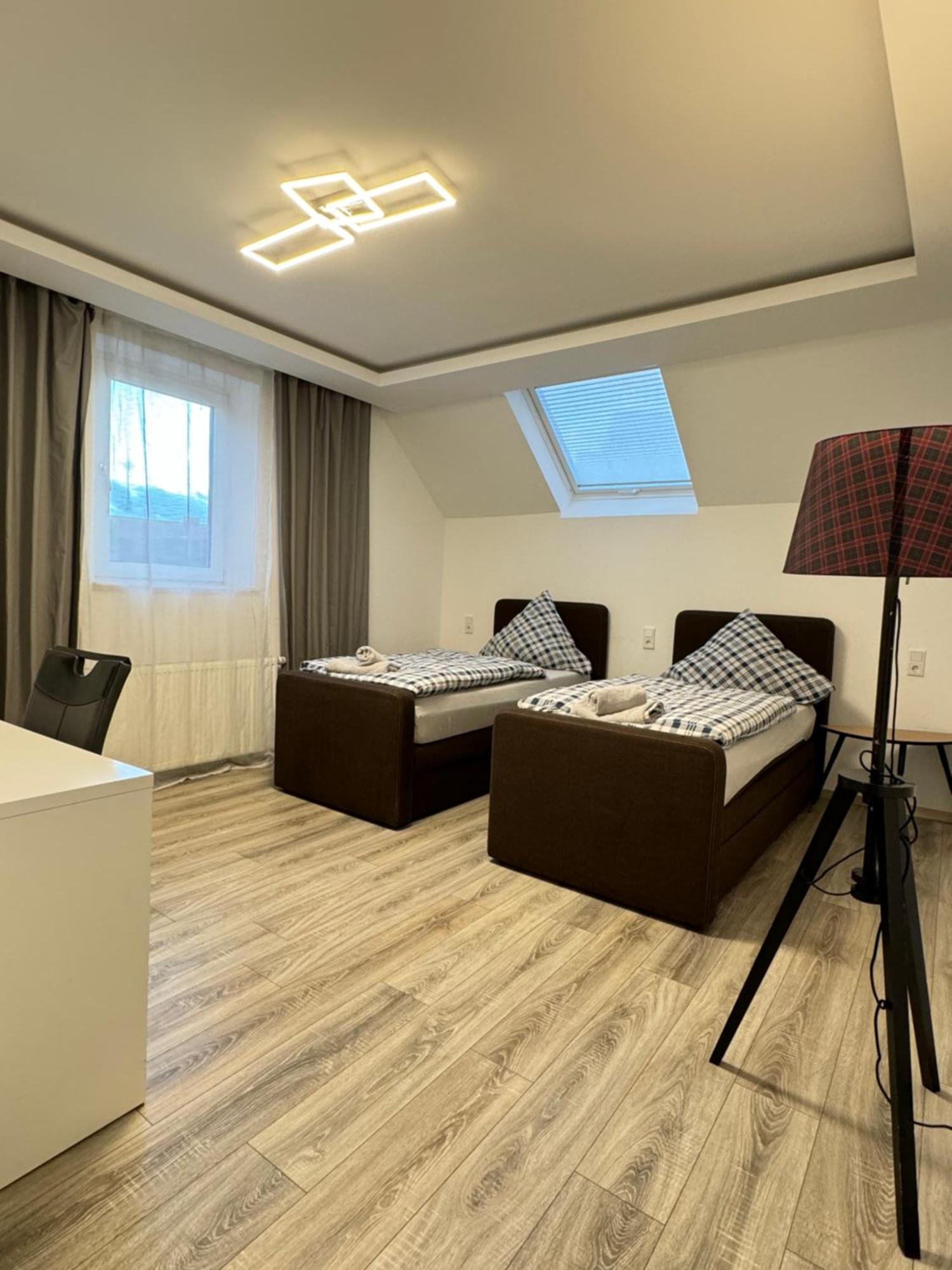 Apartments - Free Parking - Wifi - Kitchen เอสเซน ภายนอก รูปภาพ