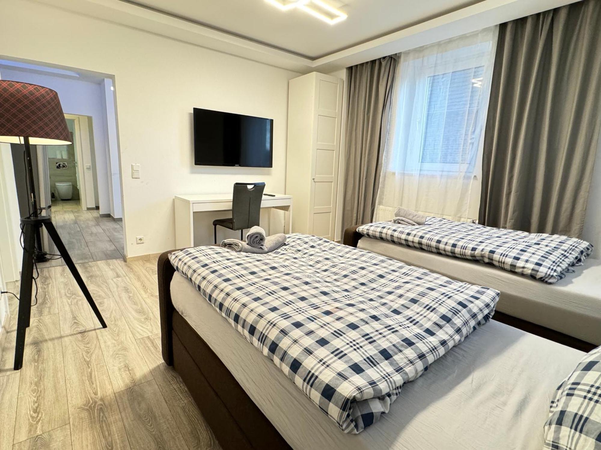 Apartments - Free Parking - Wifi - Kitchen เอสเซน ภายนอก รูปภาพ