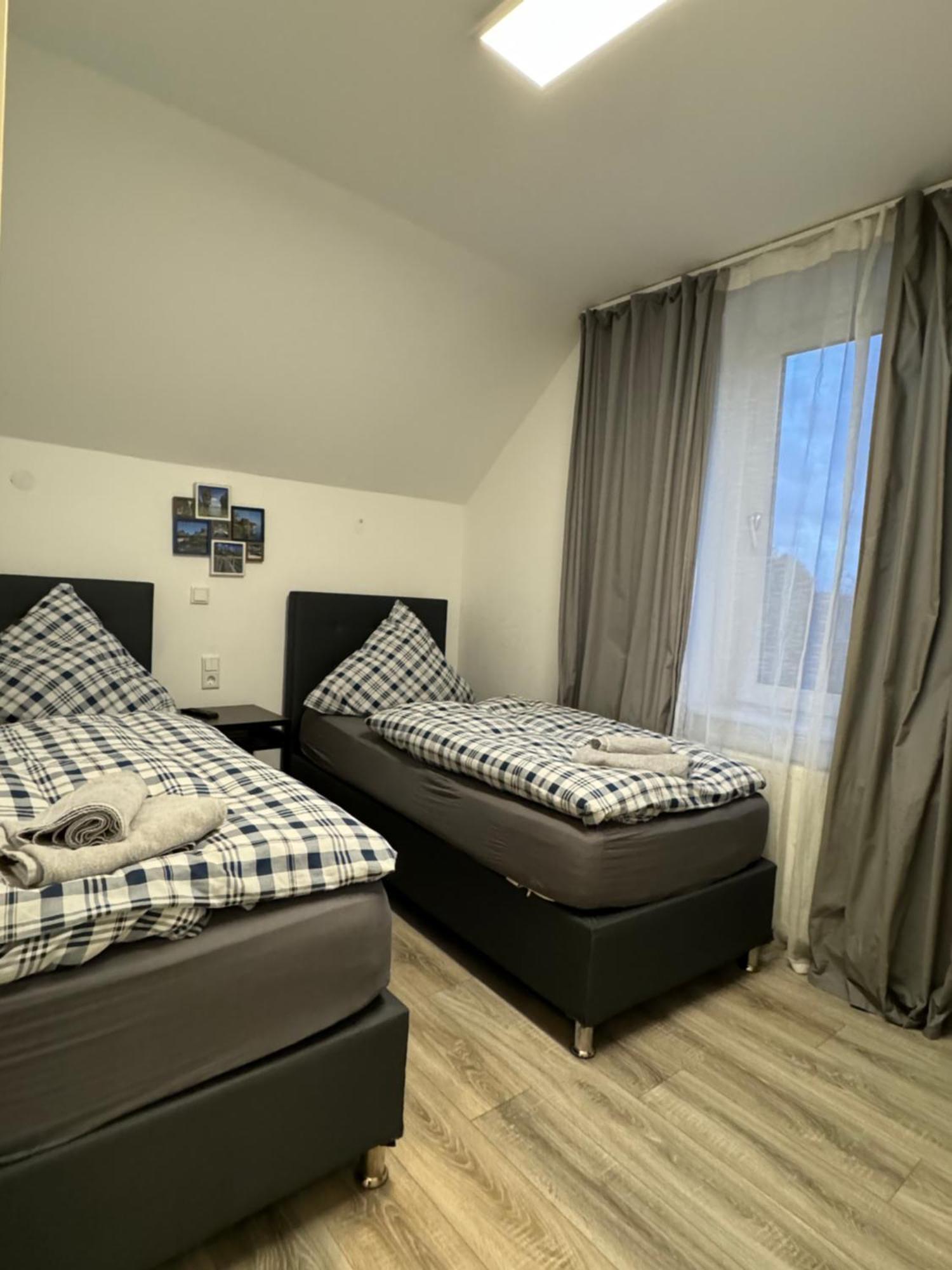 Apartments - Free Parking - Wifi - Kitchen เอสเซน ภายนอก รูปภาพ