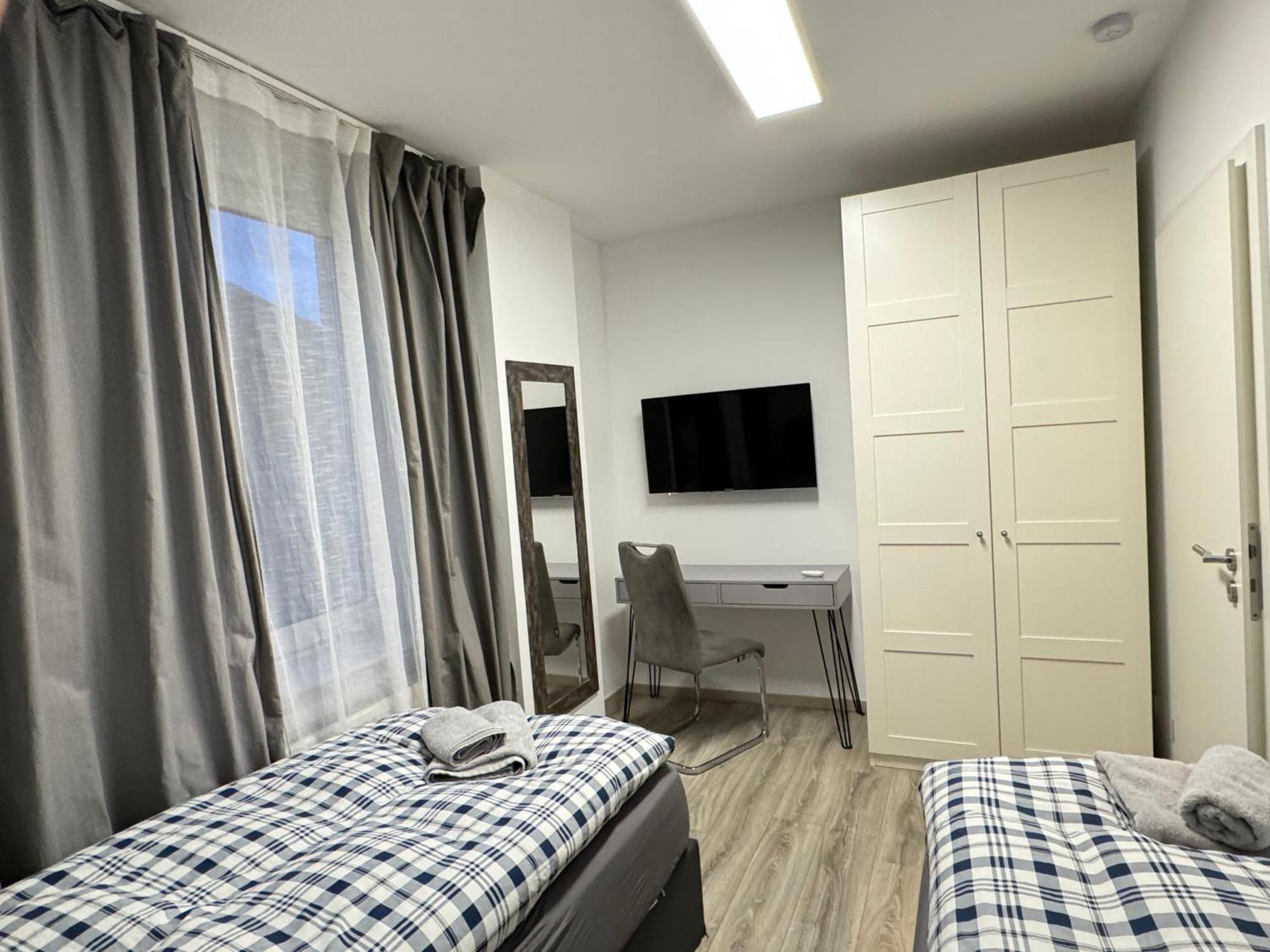 Apartments - Free Parking - Wifi - Kitchen เอสเซน ภายนอก รูปภาพ